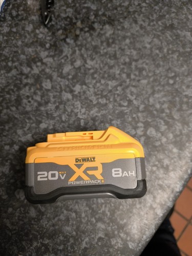 Dewalt 8ah latest model - 8ah,