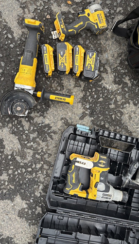 Dewalt 18v brushless tool - dewalt, xr